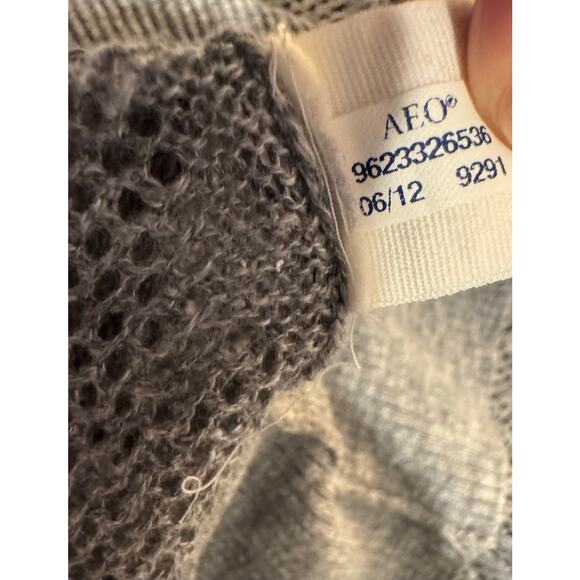 American Eagle 2010s Light Gray Crochet Knit Gray Henley Sweater Dress Small - Picture 10 of 10